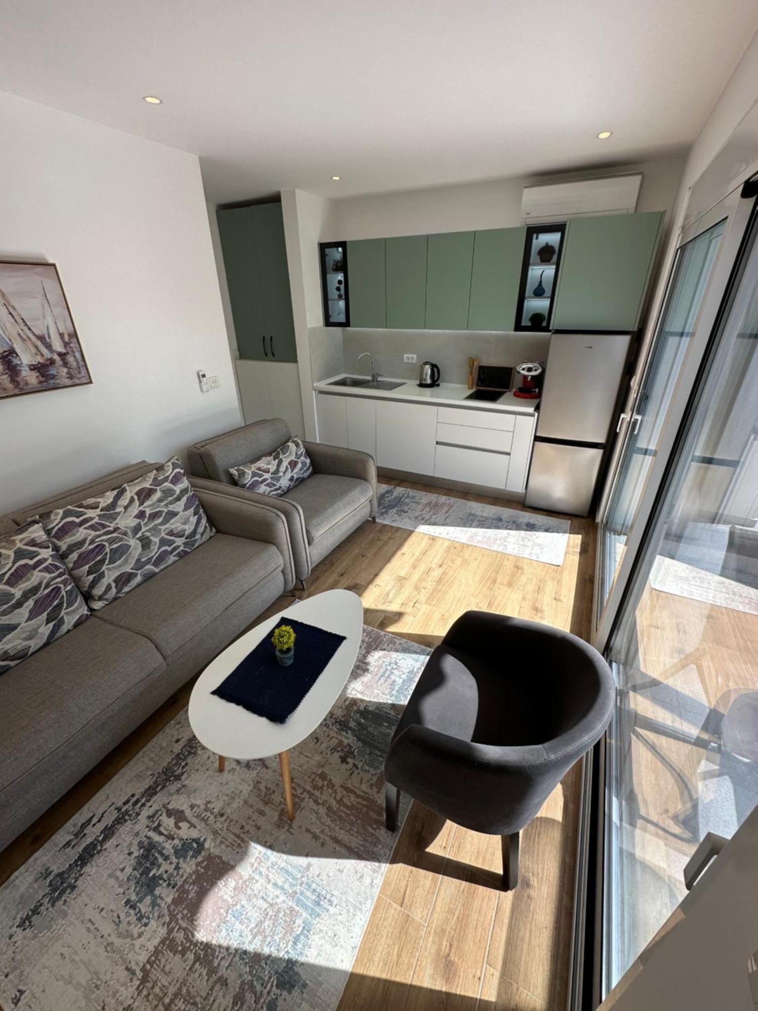 Rita Apartment